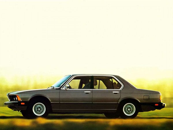 BMW Série 7 E23 USA 1977-1982 profil - photo BMW