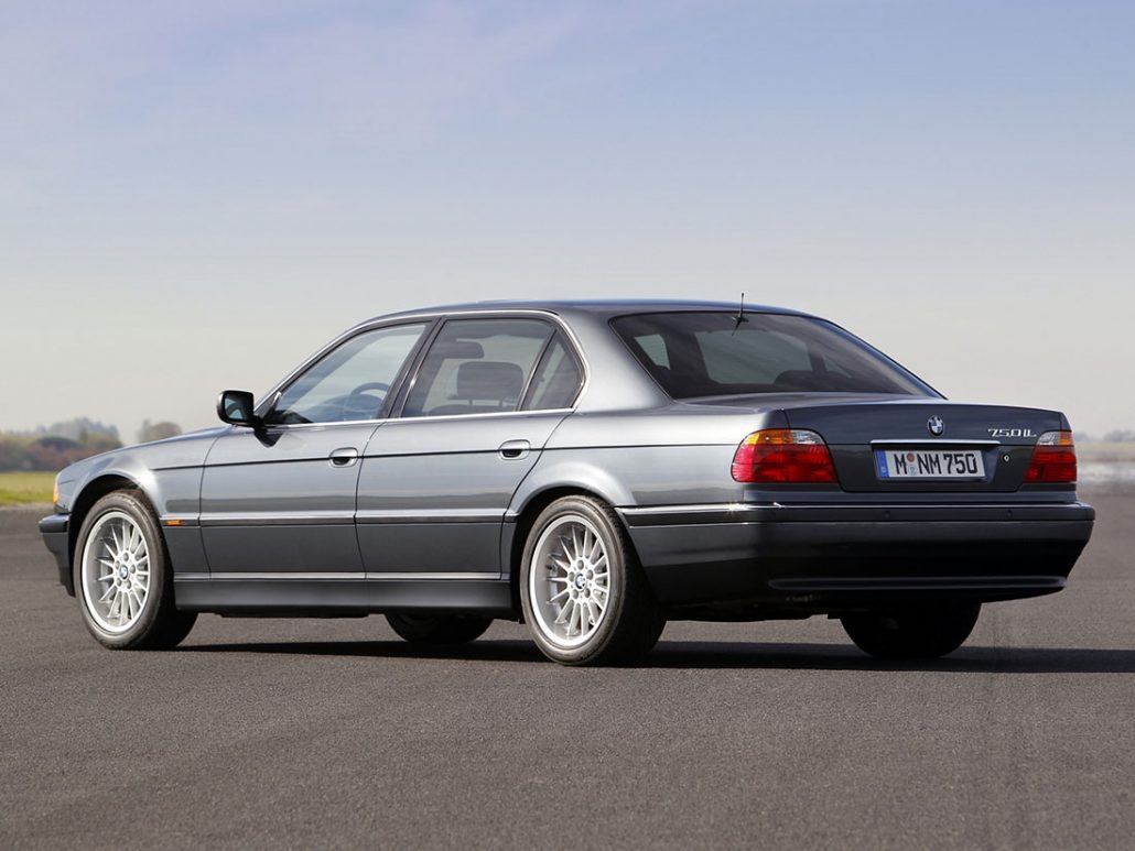 BMW Série 7 E38 | Évolutions et caractéristiques | Auto Forever