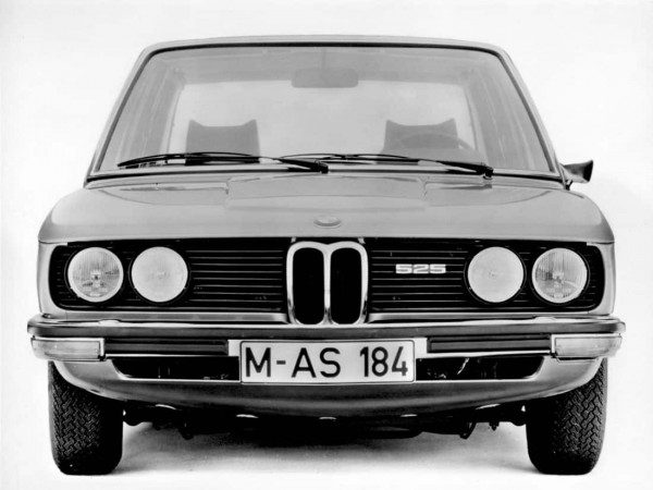 BMW 525 E12 1973-1976 face AV - photo BMW