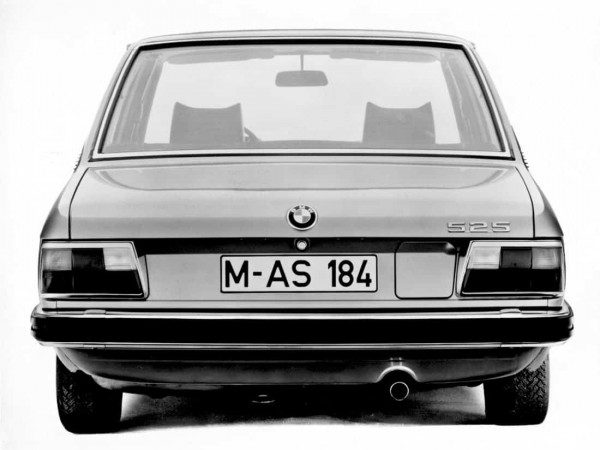 BMW 525 E12 1973-1976 face AR - photo BMW