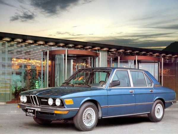 BMW 528iA E12 Japon 1979-1981 - photo BMW