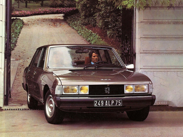 Peugeot 604 1975-1978 vue AV -photo Peugeot