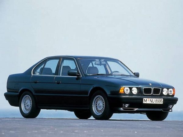 BMW Série 5 E34 540i 1992-1996 - photo BMW