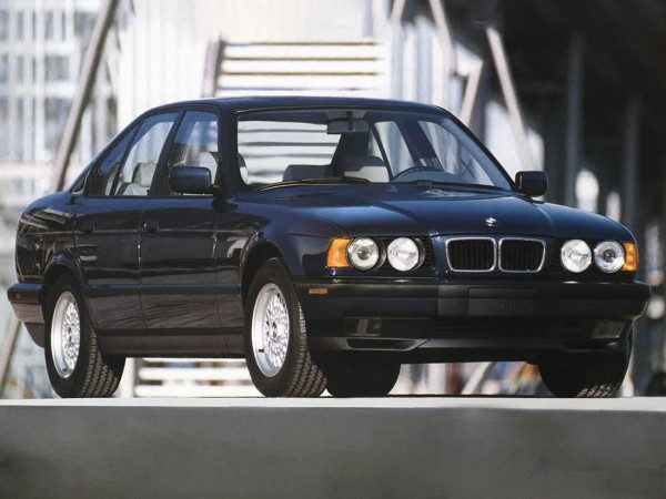 BMW Série 5 E34 540i US 1992-1996 - photo BMW