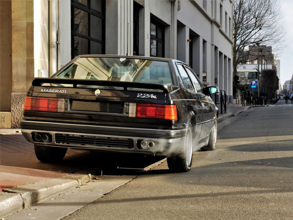 Voici la vue la plus fréquente d'une Maserati 2.24v pour les autres automobilistes - photo Alexandre Guirao