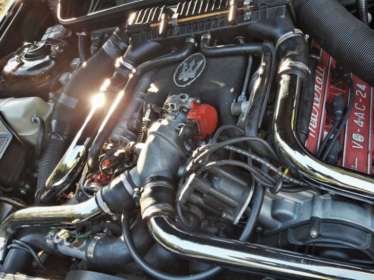 Le coeur de la bête : le moteur V6 2,0 litres - photo Alexandre Guirao