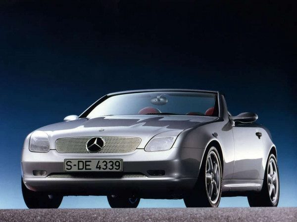 Un concept aux lignes pures et élégantes, voici la SLK de 1994 - photo Mercedes-Benz