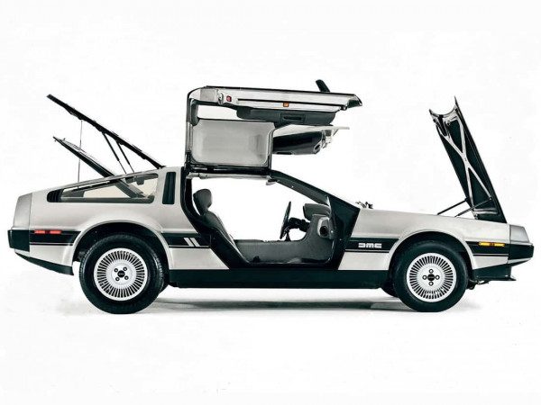 DeLorean DMC-12 1981 profil - photo : auteur inconnu DR