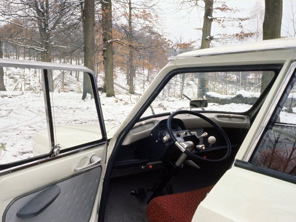 Citroën Ami 6 1961-1969 intérieur photo Citroën