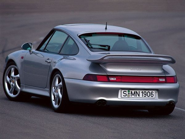 Porsche 911 Turbo S type 993 vue AR 1997-1998 photo Porsche AG