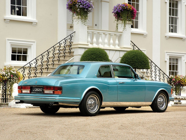 Rolls Royce Corniche Coupe Hooper 1980 vue AR - photo Tom Wood ©2010 Courtesy of RM Auctions