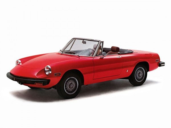 Alfa Romeo Spider Veloce US Coda Tronca 1975-1983 vue AV - photo Alfa Romeo