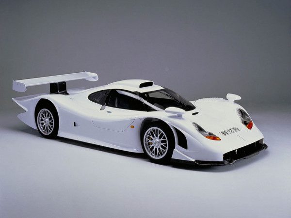 Porsche 911 GT1/98 Straßenversion vue AV 1998 - photo Porsche AG