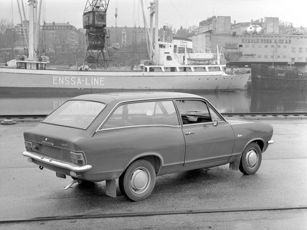 Vauxhall Viva HB Estate 1967-1970 vue AR - photo Vauxhall