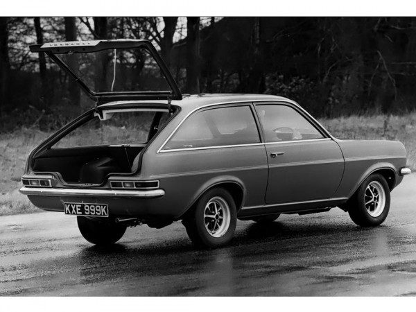 Vauxhall Viva HC break 2300 1972-1973 vue AR - photo Vauxhall