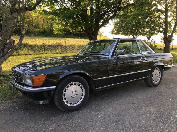 Mercedes 300 SL R107 1986 avec hard-top - photo Aurélie Baulu