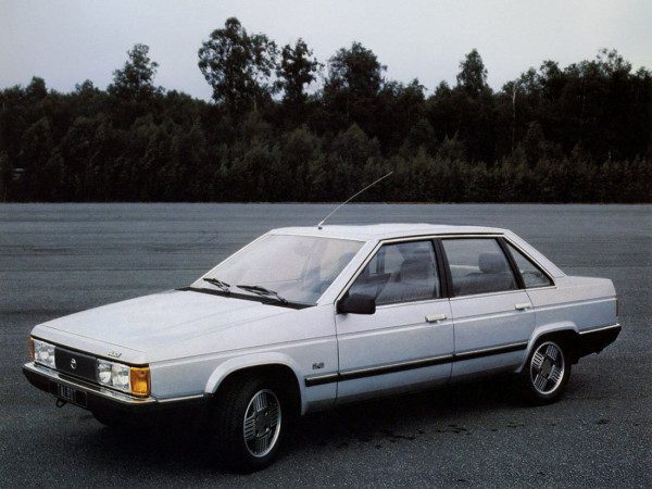 Talbot Tagora 2.6 SX 1981-1983 vue AV - photo PSA