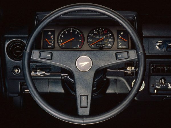 Toyota Corolla Tercel 1980-1982 USA planche de bord - photo Toyota