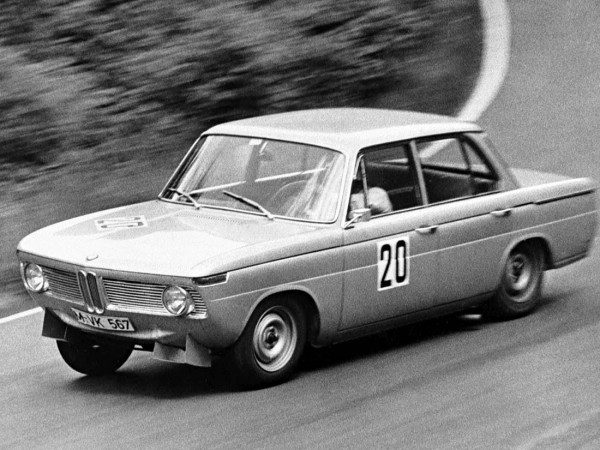 BMW 1800 TI/SA en course 1965 - photo BMW