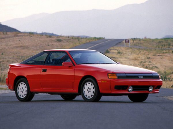 Toyota Celica All-trac-Turbo (T160) USA 1987-1989 vue AV - photo Toyota