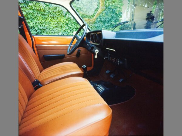 Peugeot 104 SL 1976-1979 intérieur - photo Peugeot