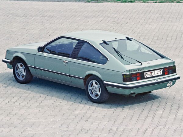 Opel Monza C 1978-1982 vue AR - photo Opel