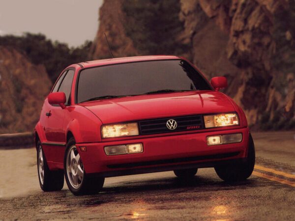 Volkswagen Corrado VR6 US 1991-1994 vue AV - photo Volkswagen
