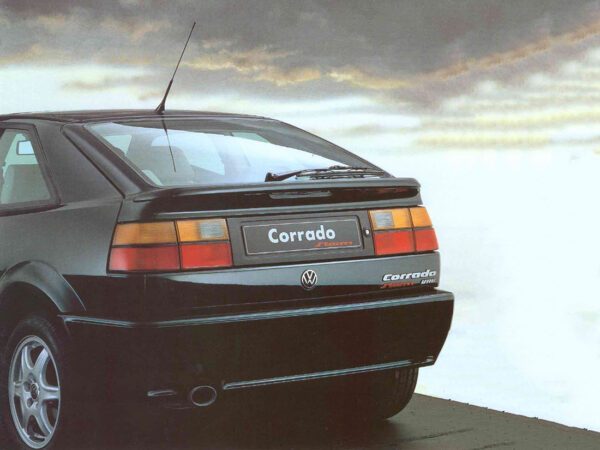 Volkswagen Corrado VR6 Strom GB 1994-1995 vue AR - photo Volkswagen