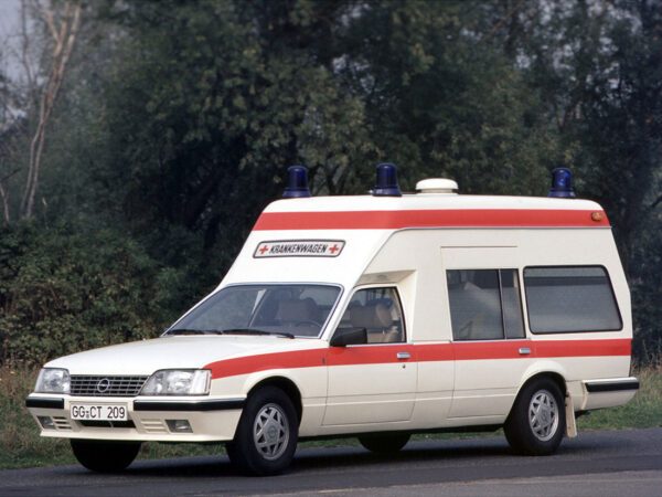Opel Senator A2 Miesen Ambulance 1982-1986 - photo Miesen