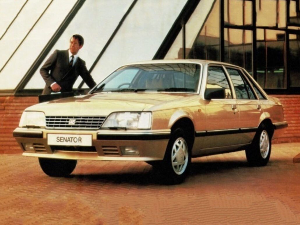 Vauxhall Senator Mk I 1984-1987 vue AV - photo Vauxhall