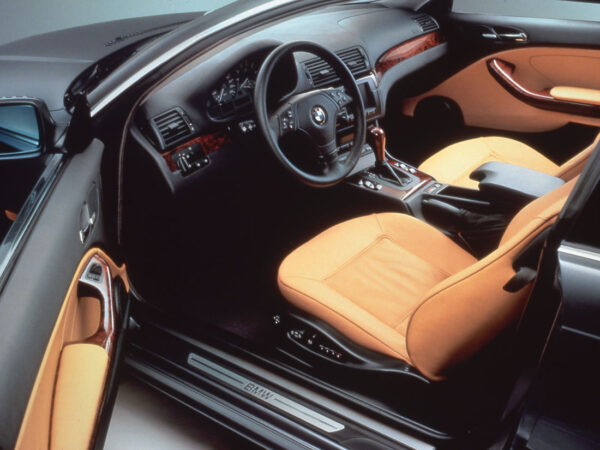 BMW Série 3 E46 coupé 1999-2003 intérieur - photo BMW