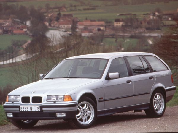BMW Série 3 Touring 1995-1999 vue AV - photo BMW France
