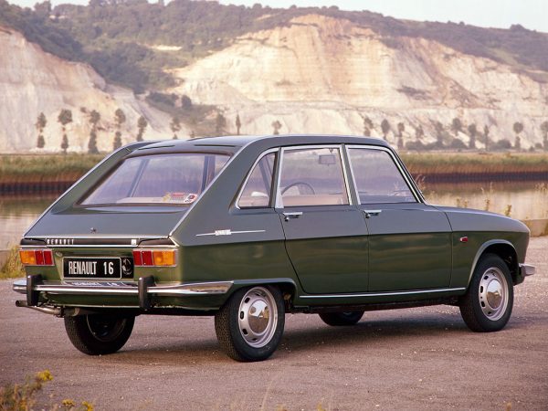 Renault 16 TL 1970-1971 vue AR - photo Renault