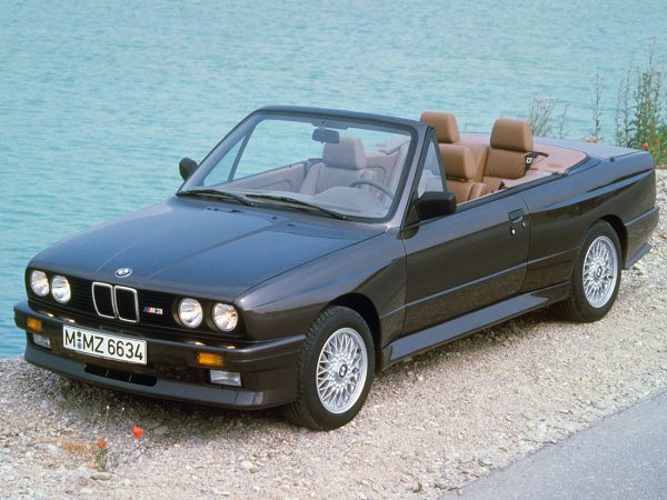 BMW M3 E30 cabriolet 1988-1991 vue AV - photo BMW
