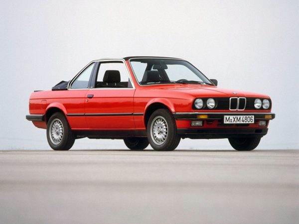 BMW Série 3 E30 Baur Top-Cabriolet 1983-1987 vue AV - photo BMW