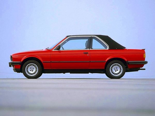 BMW Série 3 E30 Baur Top-Cabriolet 1983-1987 profil - photo BMW