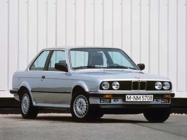 BMW Série 3 E30 325iX 2 portes 1985-1987 vue AV - photo BMW