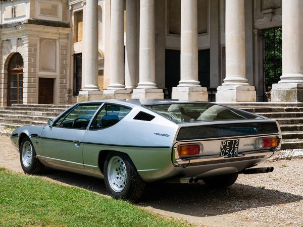 Lamborghini Espada Série 3 1972-1978 vue AR - photo : auteur inconnu DR
