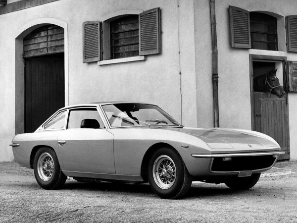 Lamborghini Islero 400 GT 1968-1969 vue AV - photo Lamborghini