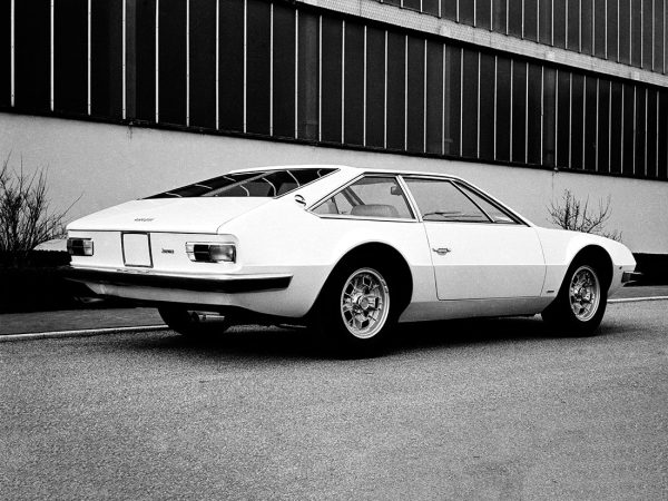 Lamborghini Jarama salon de Genève 1970 vue AR - photo Lamborghini