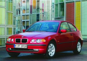 BMW Série 3 Compact E46 316ti 2001-2004 vue AV - photo BMW