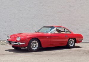 Lamborghini 400 GT 2+2 1966-1968 vue AV - photo : Harvey Smith ©2012
